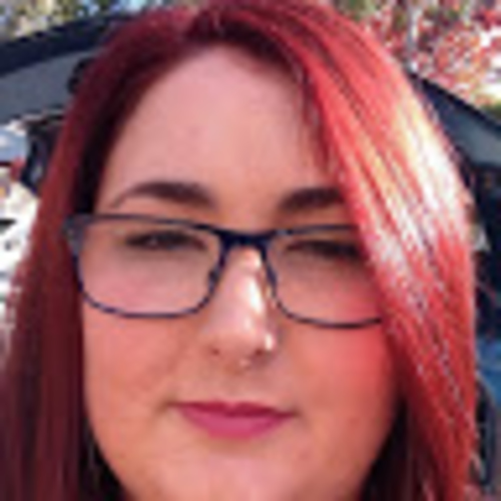 Meet your Posher, Courtney